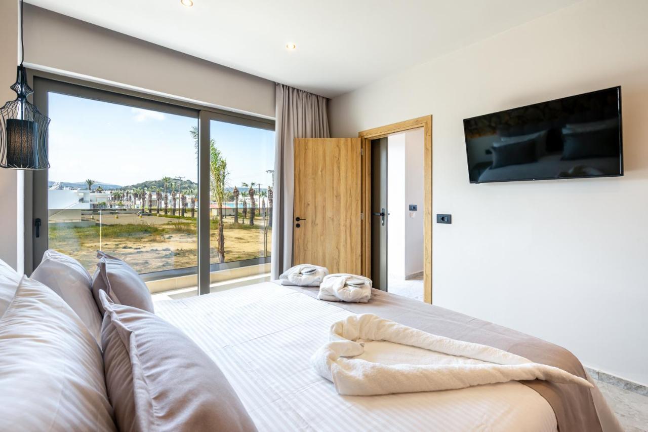 Pathos Seaside Suites فاليراكي المظهر الخارجي الصورة