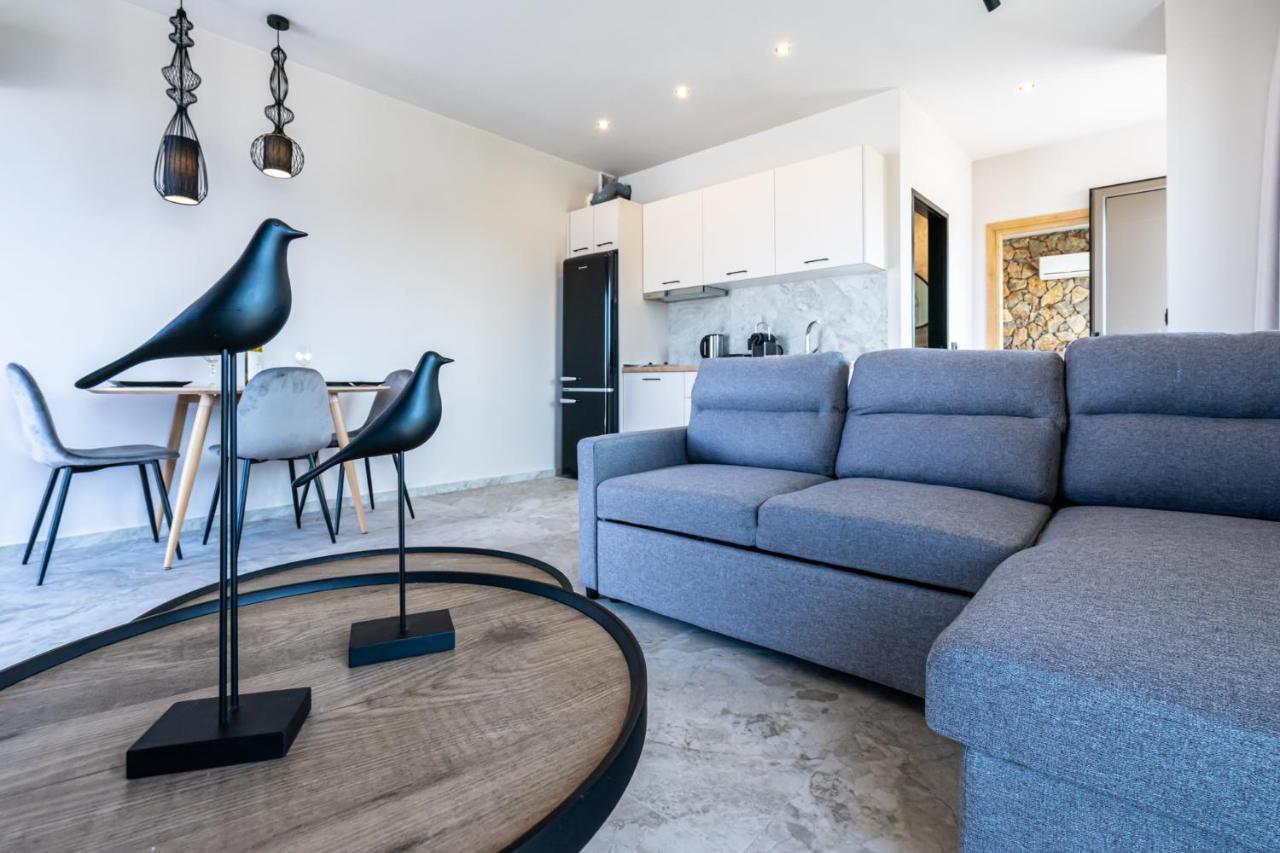 Pathos Seaside Suites فاليراكي المظهر الخارجي الصورة